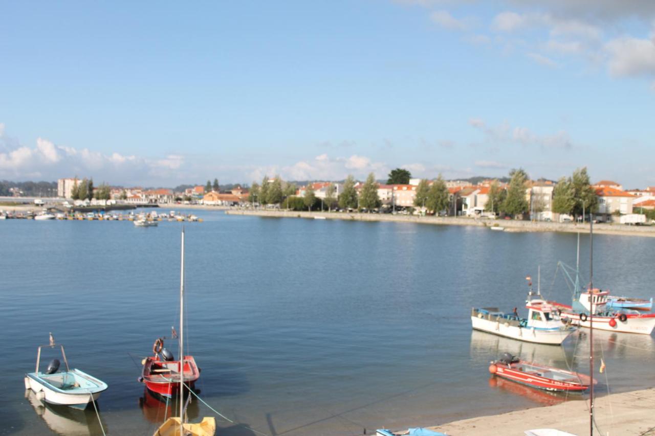 Charm Apartment Cambados Bagian luar foto